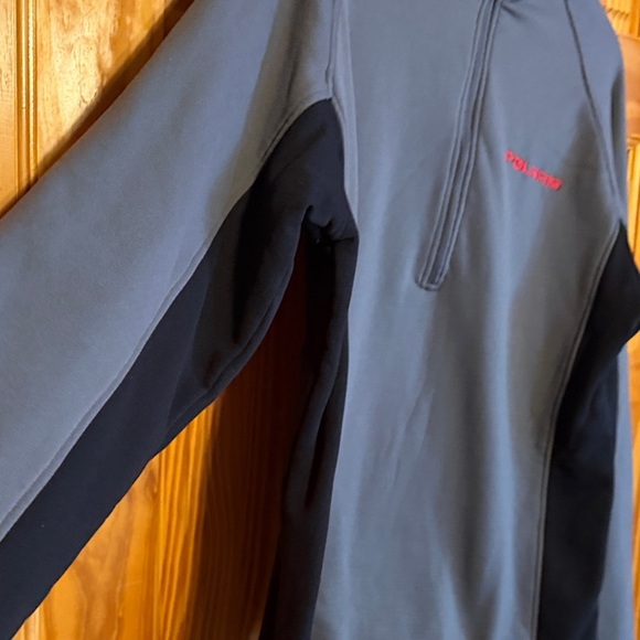 Pure Polaris Gray and Black Pullover - Picture 4 of 10
